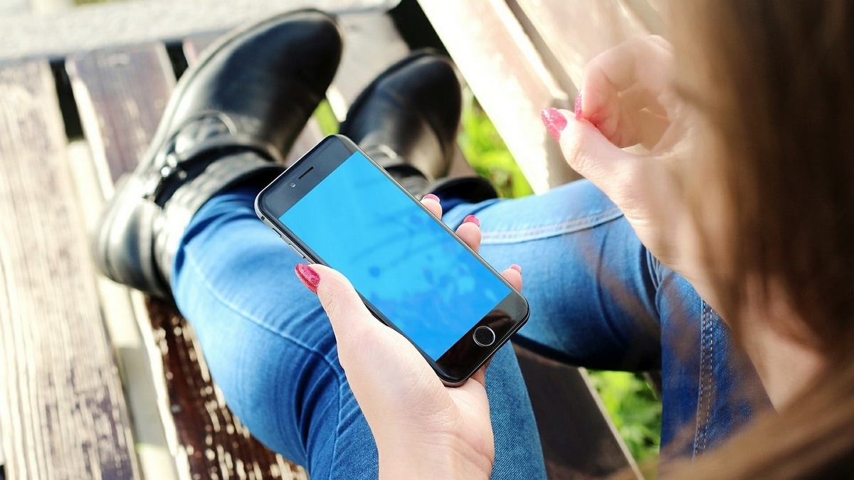 Global Smartphone Shipments Drop 13 Percent in Q1 2020 Due to Pandemic, Q2 Could Be Worse: Research