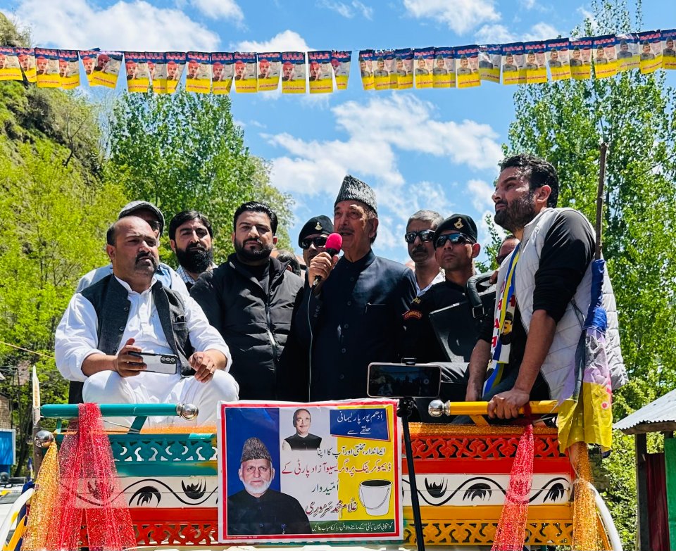 महंगाई-बेरोजगारी चुनावी मुद्दे होने चाहिए, न कि पाकिस्तान : गुलाम नबी आजाद