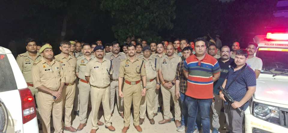 सुंदर भाटी गिरोह के 4 बदमाश अवैध हथियार के साथ गिरफ्तार