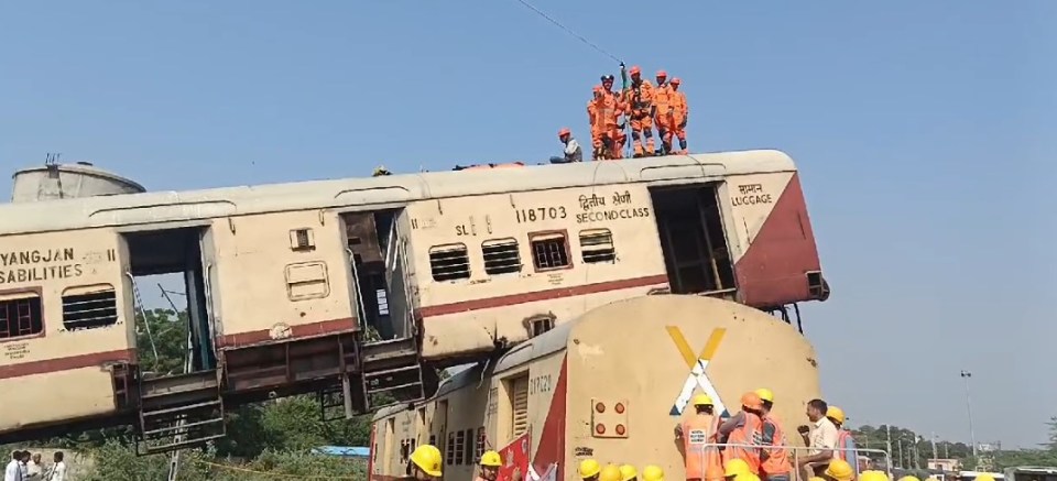 बाड़मेर में भीषण ट्रेन हादसे की मॉकड्रिल की गई