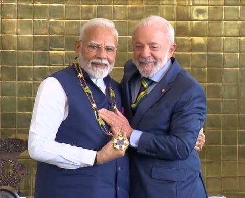 राष्ट्रपति लूला ने प्रधानमंत्री मोदी को ब्राजील के सर्वोच्च सम्मान ग्रैंड कॉलर ऑफ द नेशनल ऑर्डर ऑफ द सदर्न क्रॉस से किया सम्मानित